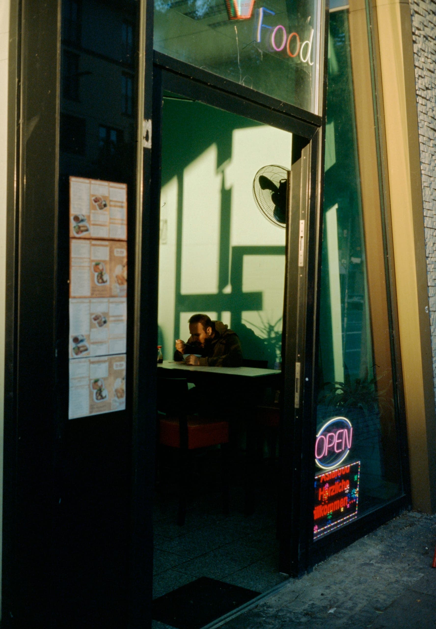 E100 (7).jpg
